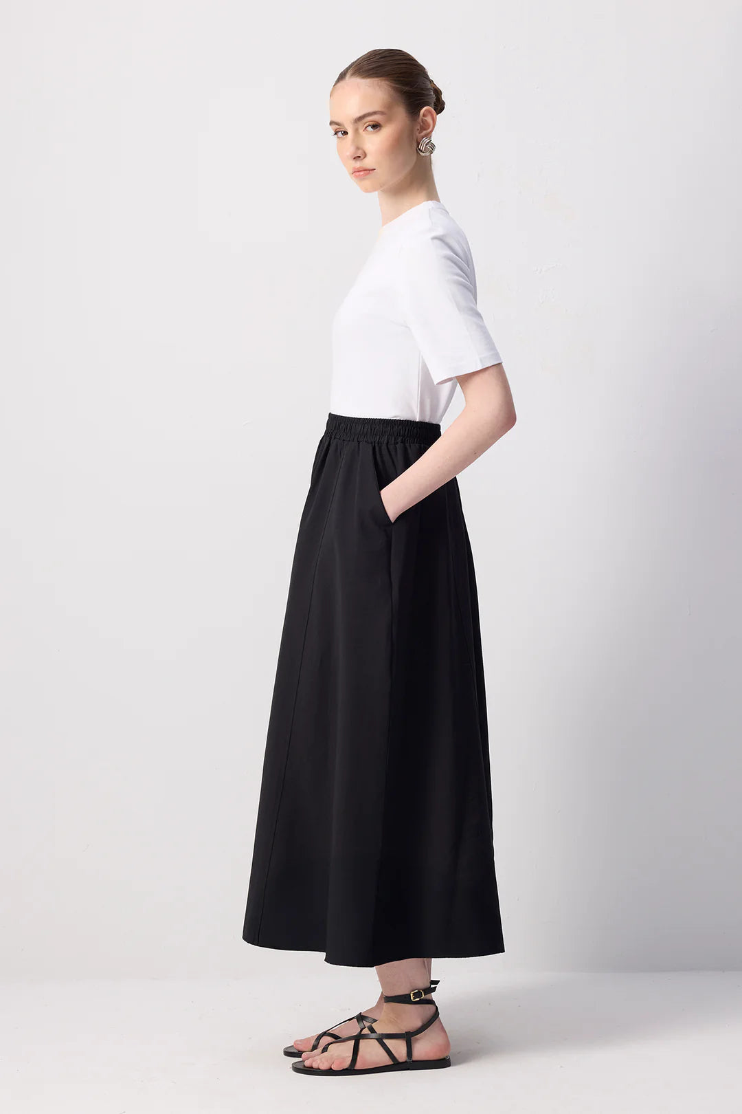 Everyday Classic Pocket Skirt