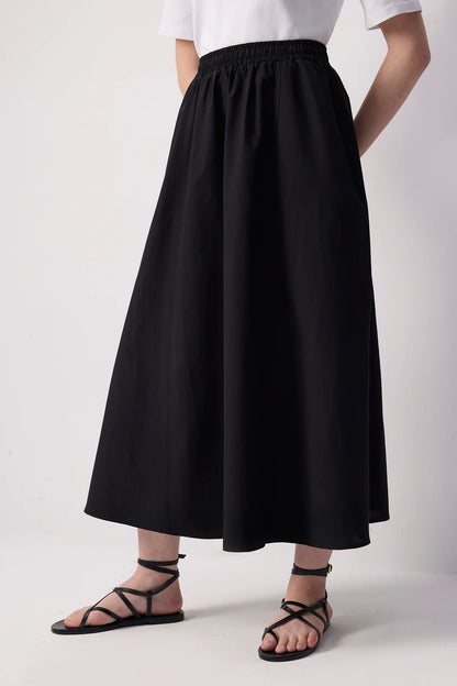 Everyday Classic Pocket Skirt